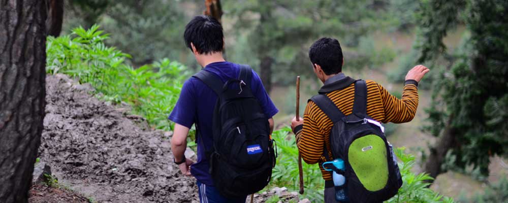 Trekking Guide in Kashmir